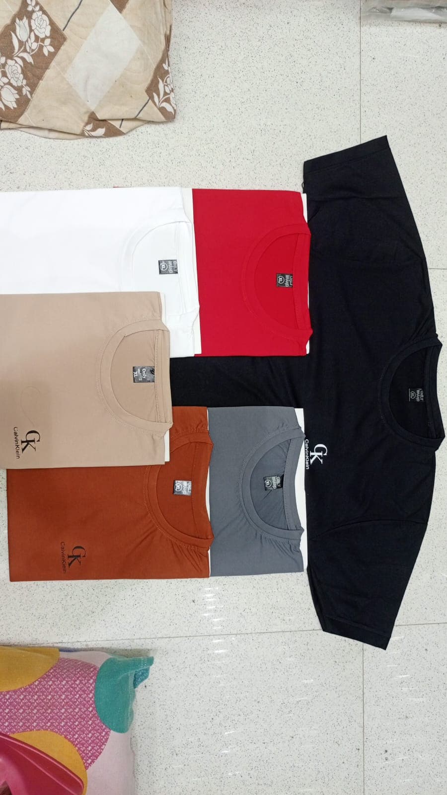 Men’s Round Neck T-Shirt – Solid Casual Wear
